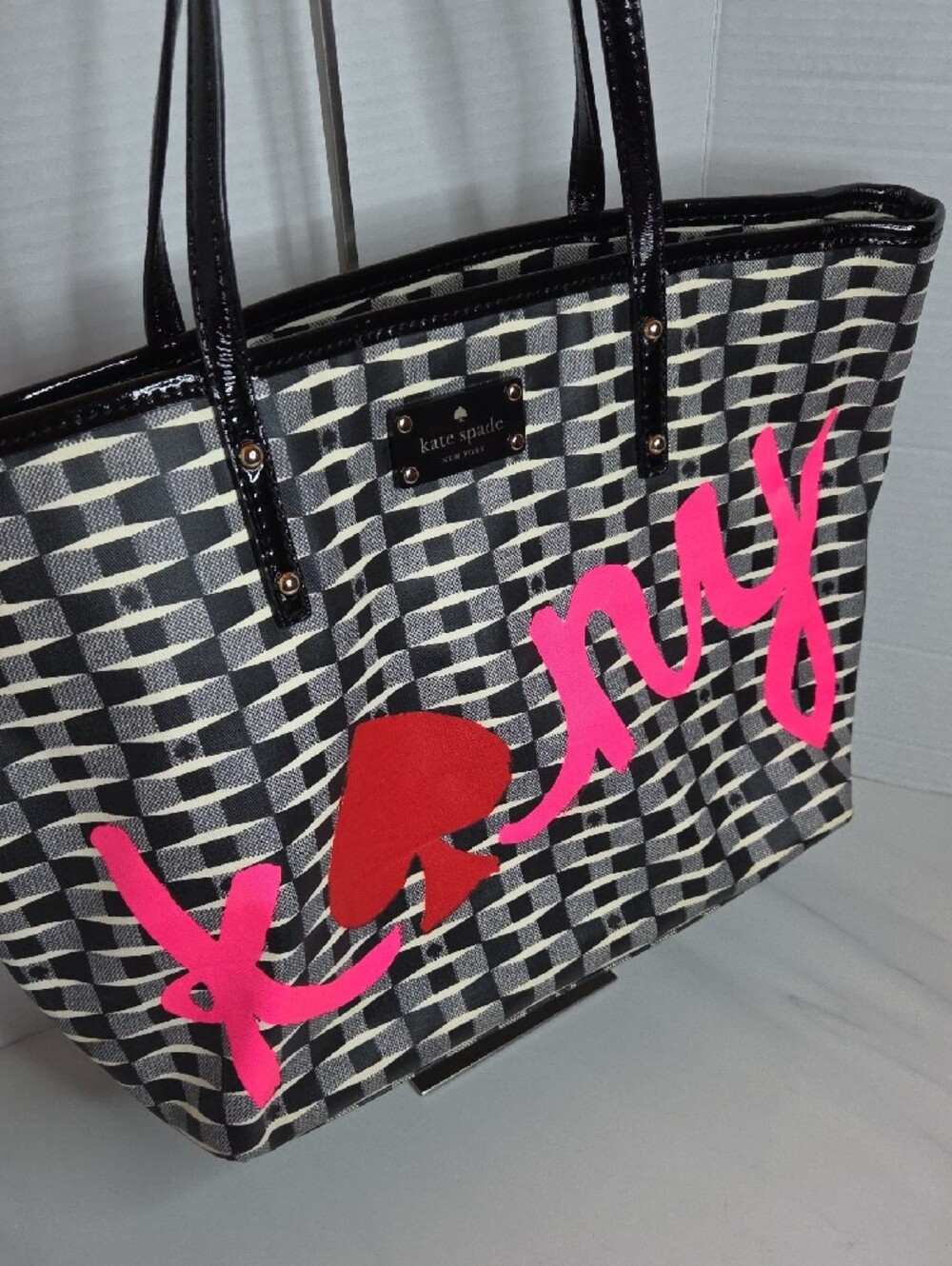 Kate Spade New York Signature Spade Tote Bag - Picture 2 of 10